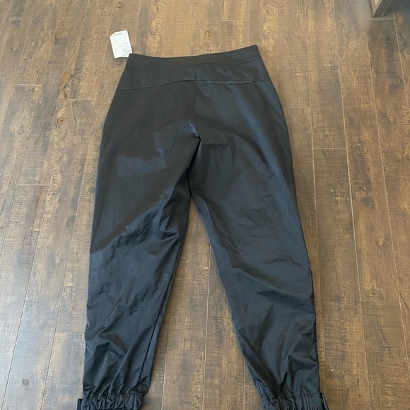 Athleta Black Radiant Joggers - Picture 11 of 11
